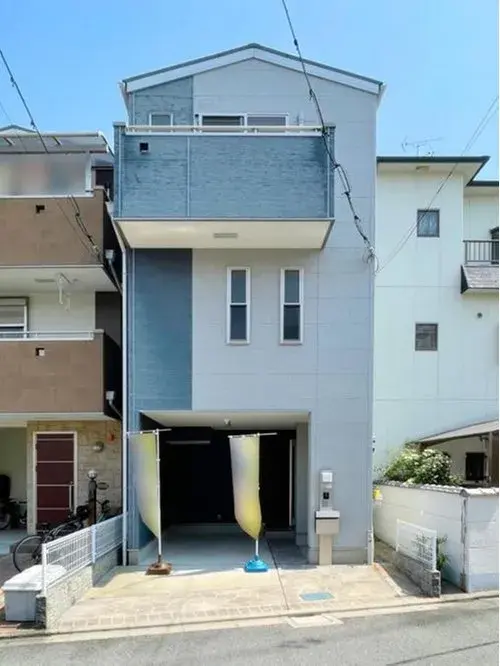 Akiya in Osaka