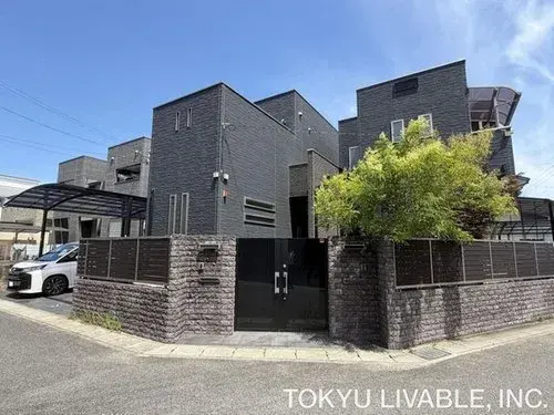 Akiya in Osaka