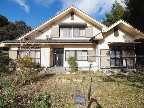 Akiya in Saga