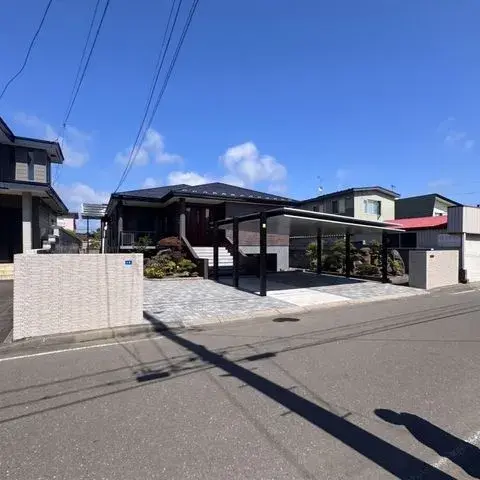 Akiya in 稚小牧市