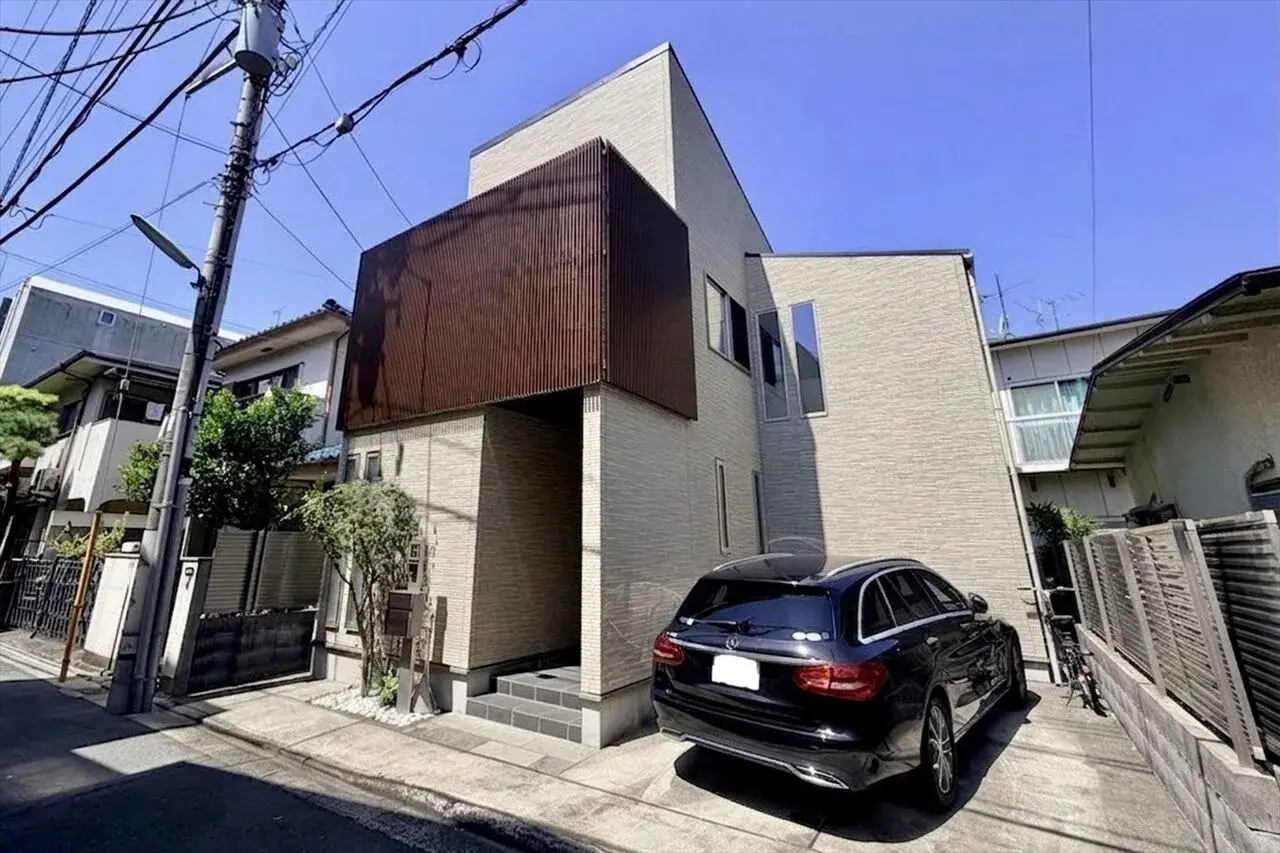 Akiya in Tokyo
