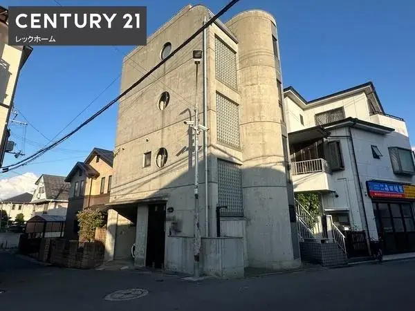 Akiya in Osaka