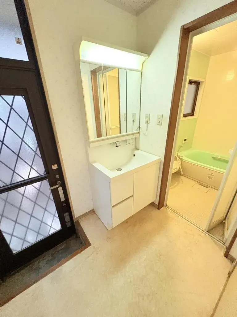 5DK Property Wakayama City Wakayama Prefecture (18)