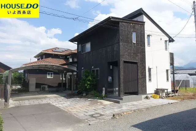 Akiya in Ehime