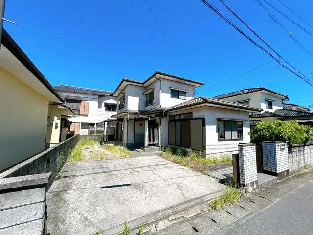 Akiya in Saga