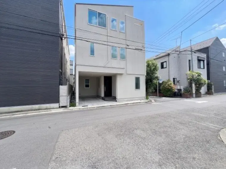 Akiya in Tokyo