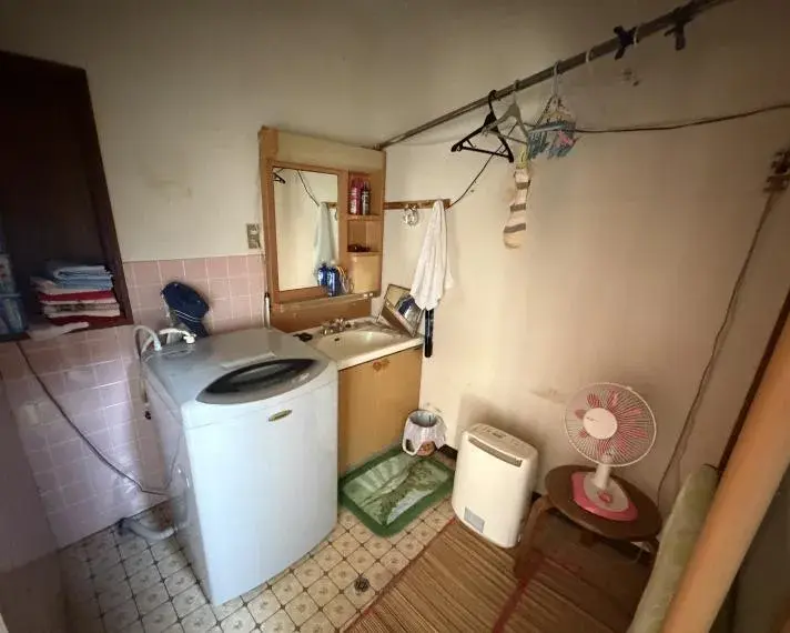 [1LDK+5 Japanese-Style Room House] Hokuei-cho, Tohaku-gun, Tottori Prefecture (13)