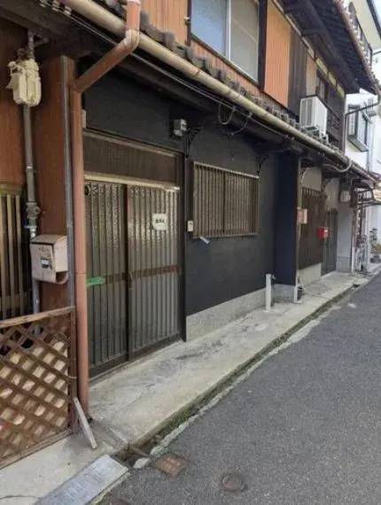 Akiya in Osaka