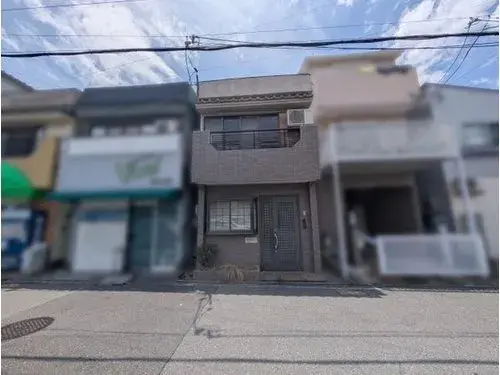 Akiya in Osaka