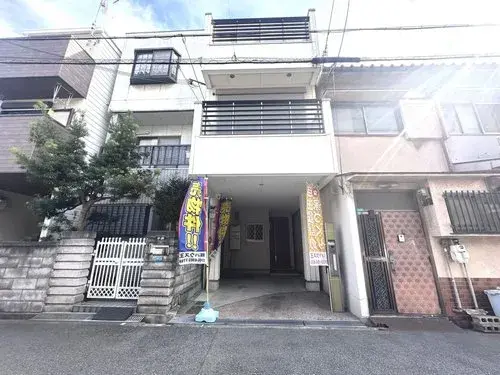 Akiya in Osaka