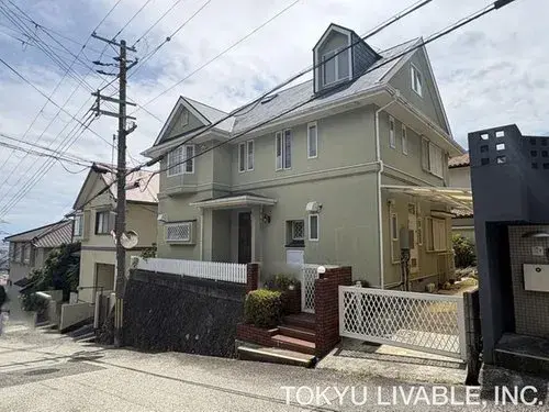 Akiya in 宝塚市