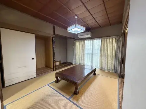 Hiroshima Prefecture Onomichi City 7-Bedroom Property (12)