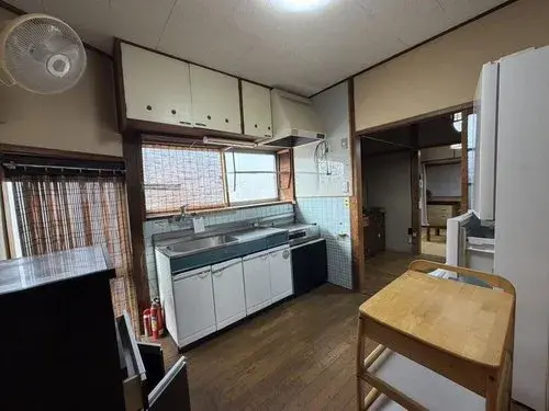 Hiroshima Prefecture Onomichi City 7-Bedroom Property (15)