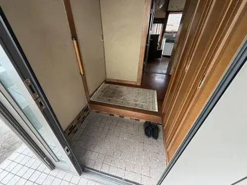Hiroshima Prefecture Onomichi City 7-Bedroom Property (8)