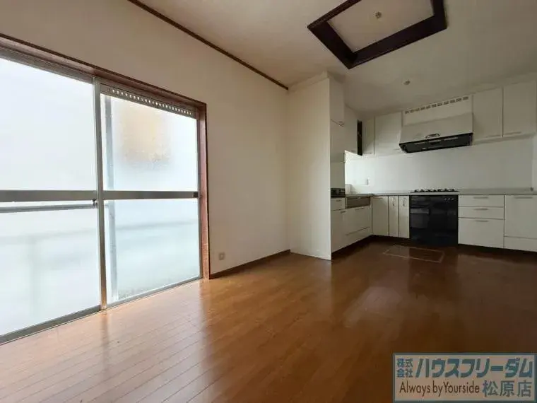 6DK Property Matsubara City Osaka Prefecture (2)