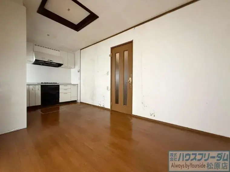 6DK Property Matsubara City Osaka Prefecture (4)