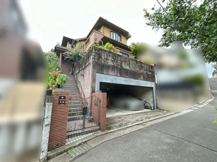 Akiya in 茨木市