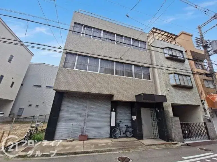 Akiya in Osaka