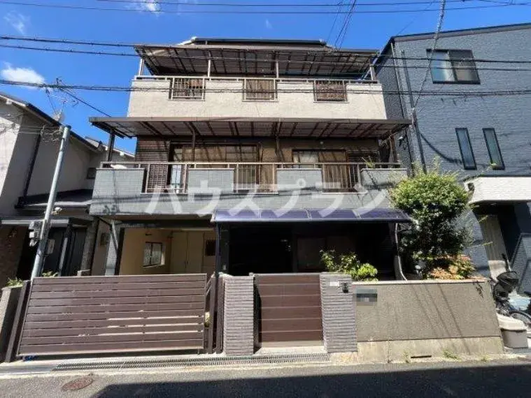 Akiya in Osaka