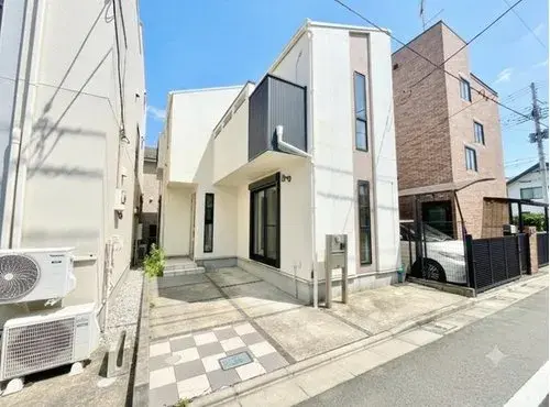 Akiya in Tokyo
