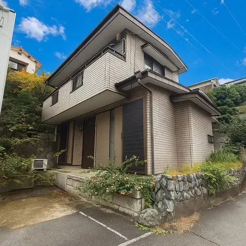 Akiya in Kanagawa