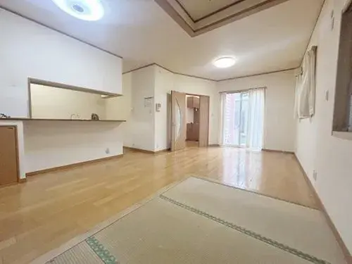 2LDK+S Property Izumisano City Osaka (3)