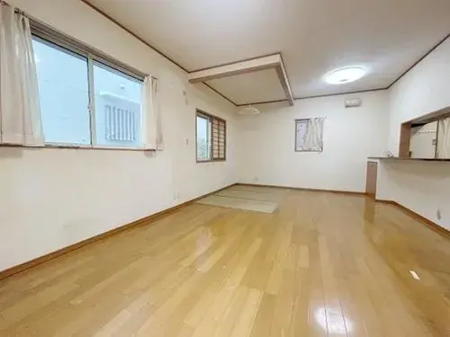 2LDK+S Property Izumisano City Osaka (4)