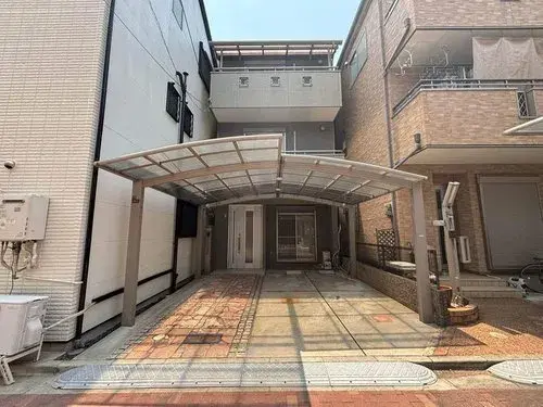 Akiya in Osaka