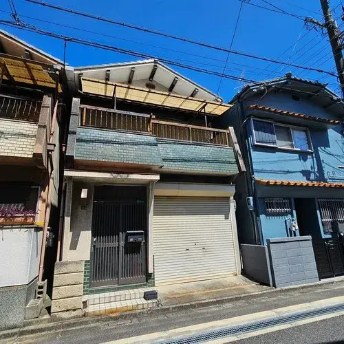 Akiya in Osaka
