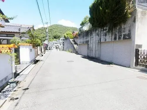 4LDK+S Property Kure City Hiroshima Prefecture (3)
