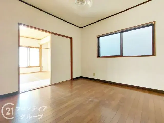 4SLDK Property Neyagawa City Osaka Prefecture (9)