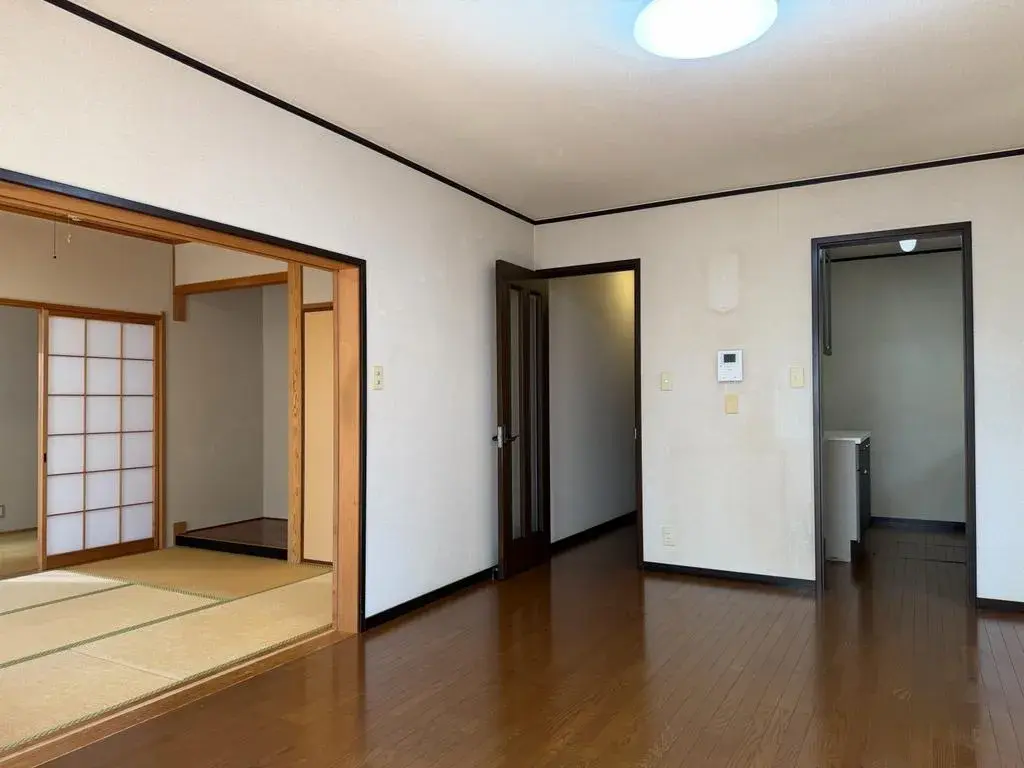 5LDK Property Tondabayashi City Osaka Prefecture (6)
