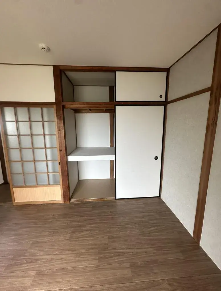 3DK Property Matsubara City Osaka Prefecture (4)