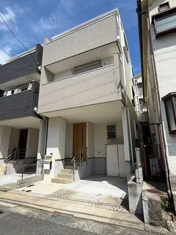 Akiya in Hyogo