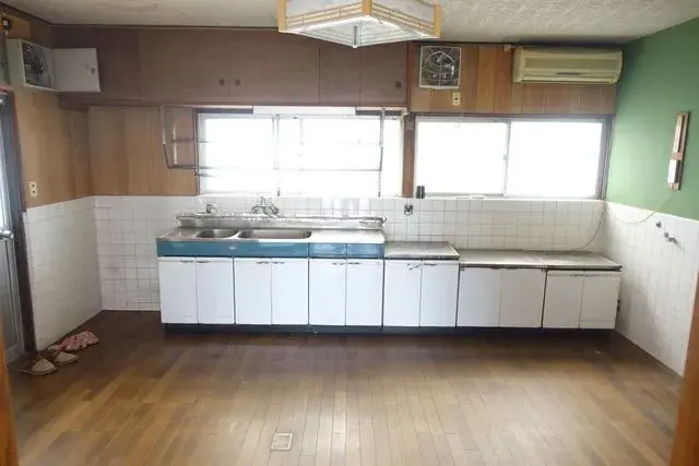 Propiedad 5DK Ciudad de Saijo Prefectura de Ehime (23)