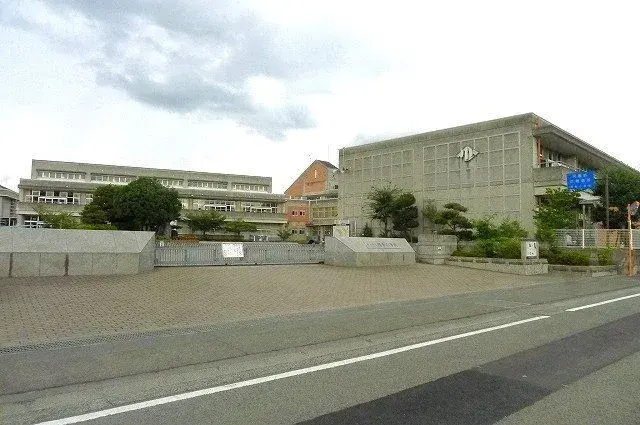 4LDK Matsuyama City Ehime Prefecture (9)
