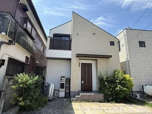 Akiya in 三鷹市
