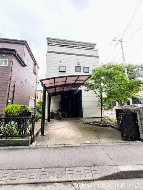Akiya in Tokyo