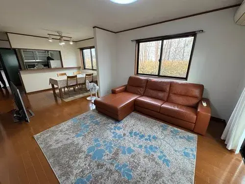 4LDK Property in Yao City, Osaka Prefecture (2)