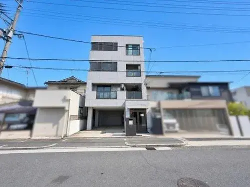 Akiya in Osaka