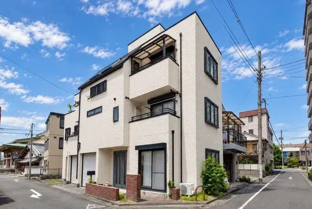 Akiya in 沼津市