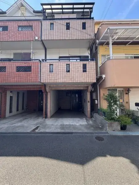 Akiya in Osaka