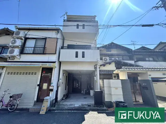 Akiya in Osaka