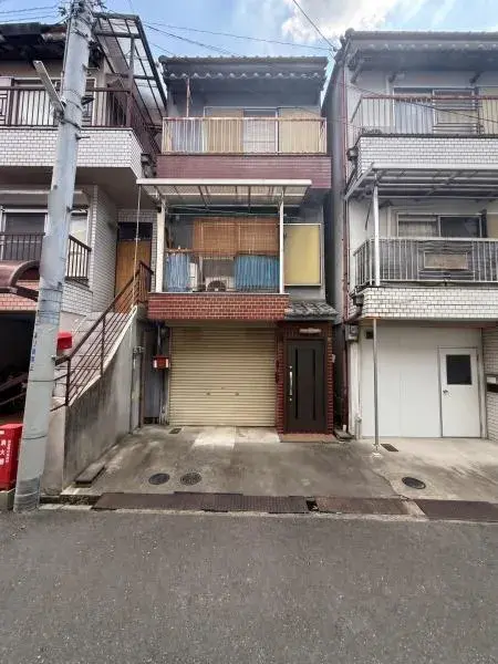 Akiya in Osaka