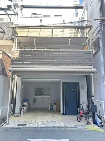Akiya in Osaka