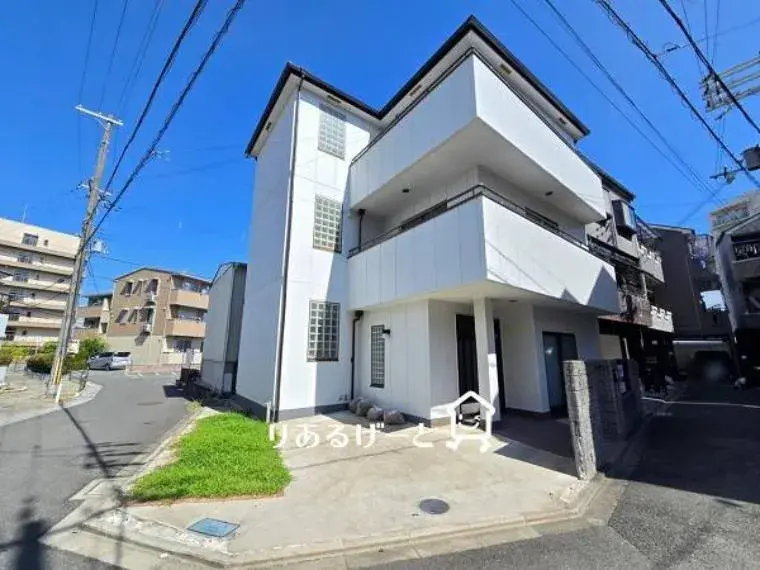 Akiya in Osaka