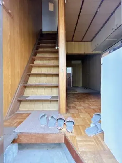 2SK مدينة Shijonawate محافظة Osaka (9)