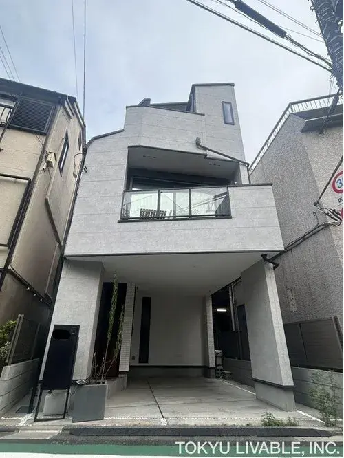 Akiya in Tokyo