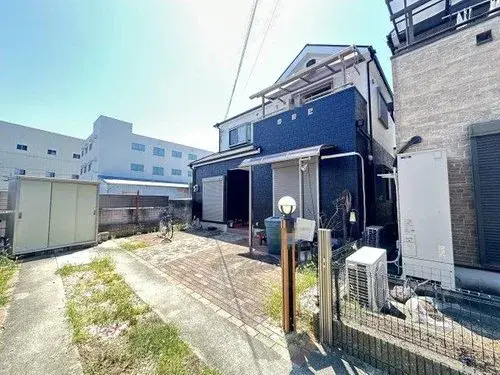 Akiya in Osaka
