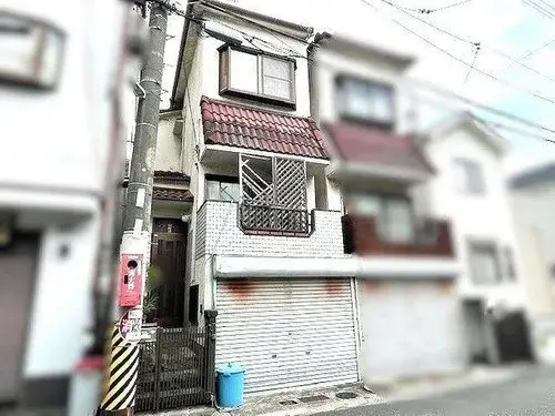 Akiya in Osaka